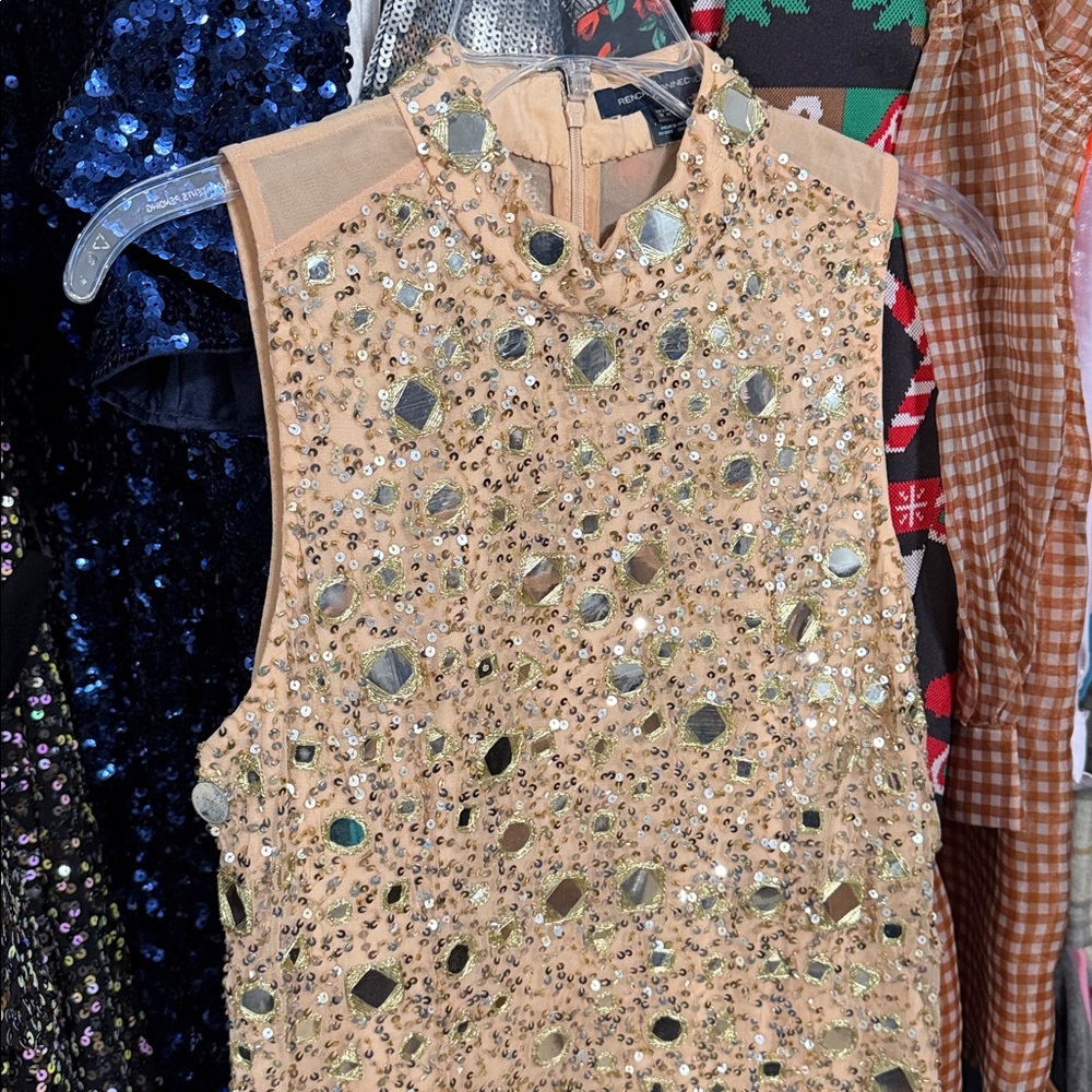 ✨Closet Price Drops!!✨ French connection Dress- Size 8 Eloise Mirrors Mini Dress